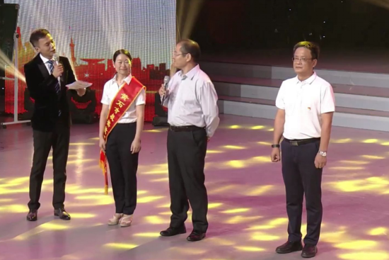 1568109662175614.png (正式版)黄石市庆祝第35个教师节暨纪念新中国成立70周年颁奖晚会圆满举行968.png